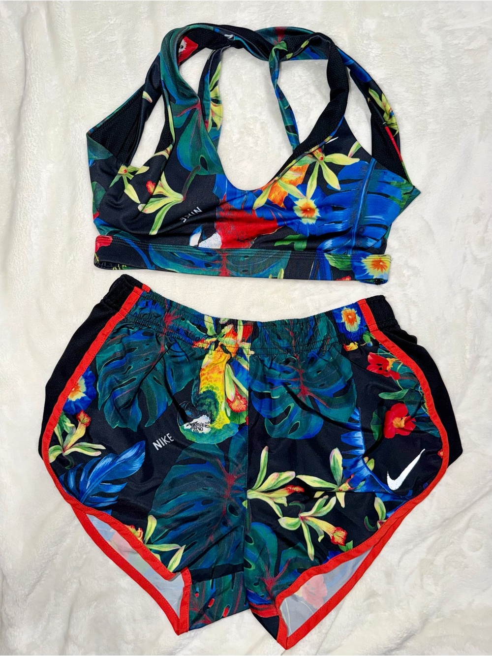 Nike Dri-FIT Tropical & Floral Matching 2 Piece Activewear Set-Small